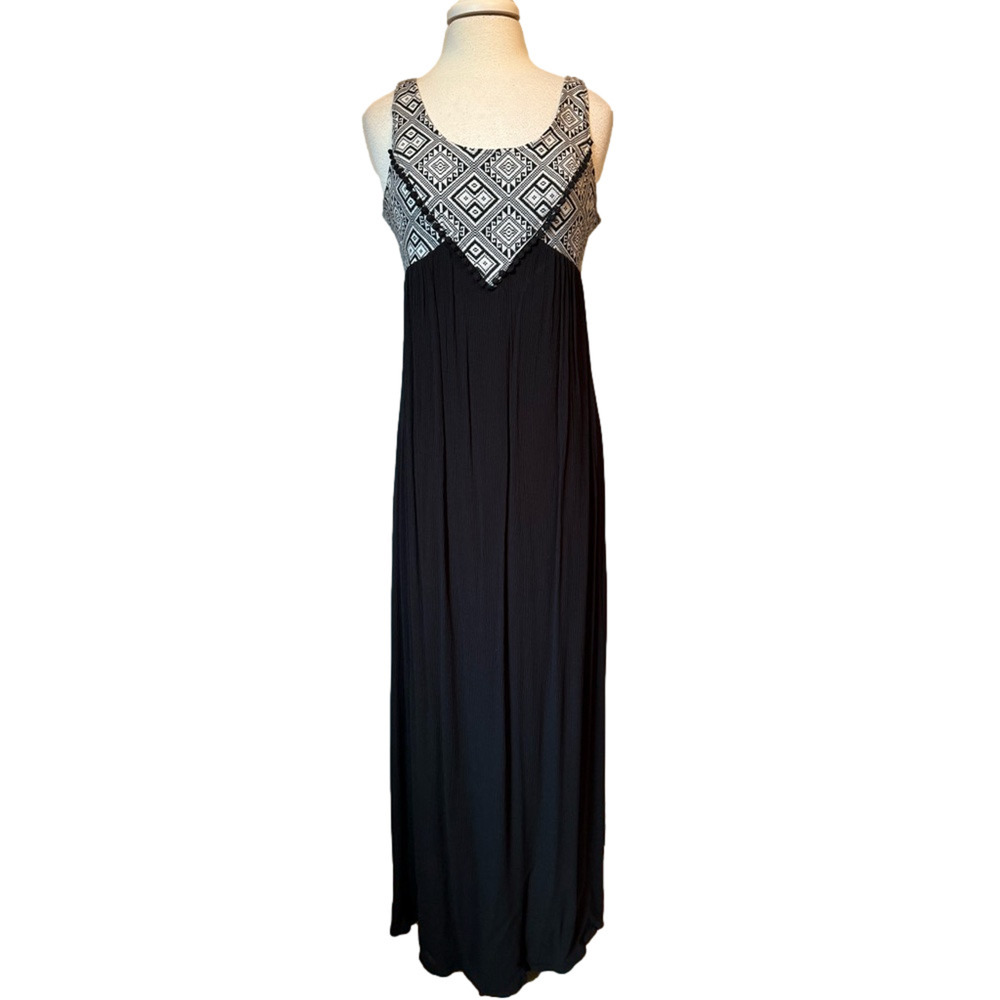 Maurices Juniors 11/12 New Boho Chic Aztec Cut Out Sleeveless Crinkle Maxi Dress
